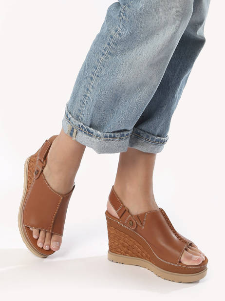 Sandales Talon Compensé En Cuir Ugg Marron accessoires 1152668 vue secondaire 2
